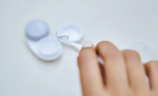 The Perfect Contact Lens Care Routine & What Not to Do
